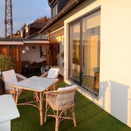 Fília Apartman Eger Exterior foto