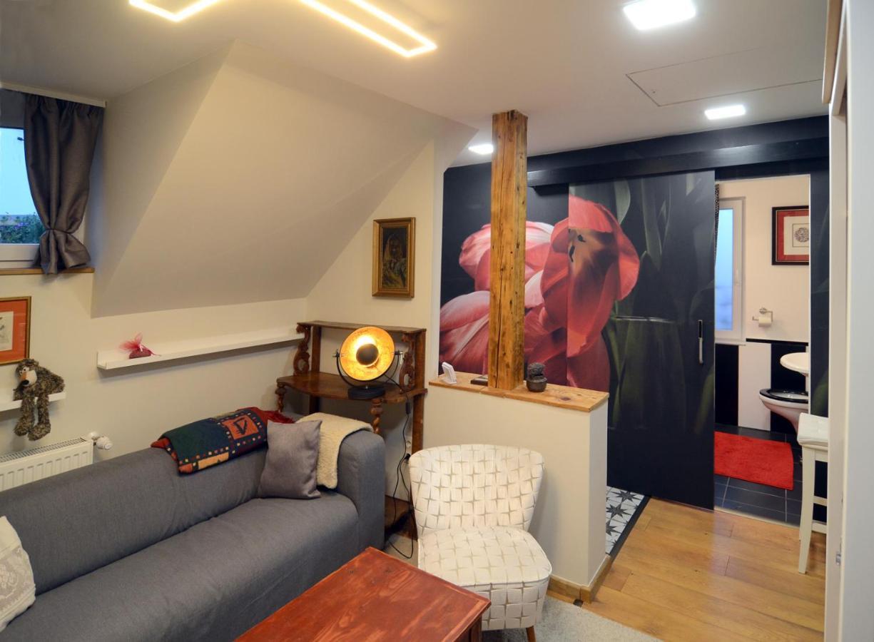 Fília Apartman Eger Exterior foto